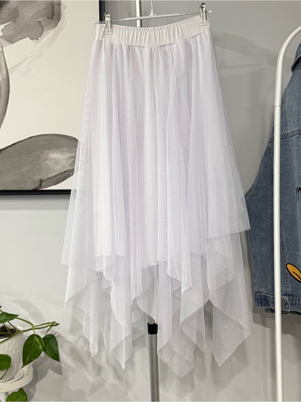 Elegant Women White Layered Tulle Skirt